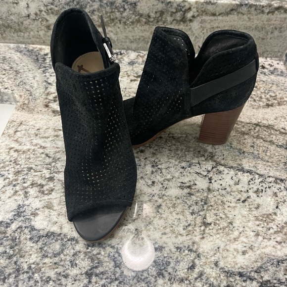 Good pre used condition Sam Edelman booties Sz 7 - Picture 2 of 10